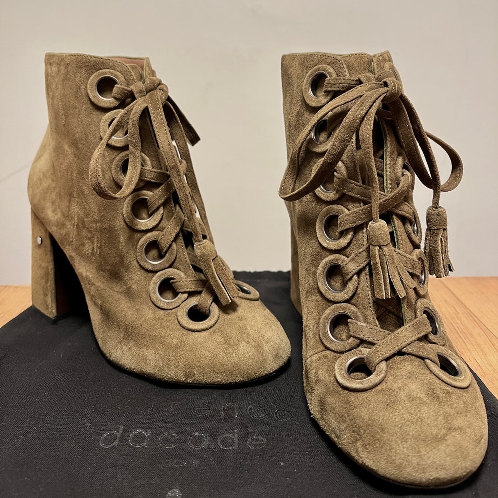 Laurence Dacade Paddle Suede Lace-up 90mm Boots in size 6/12